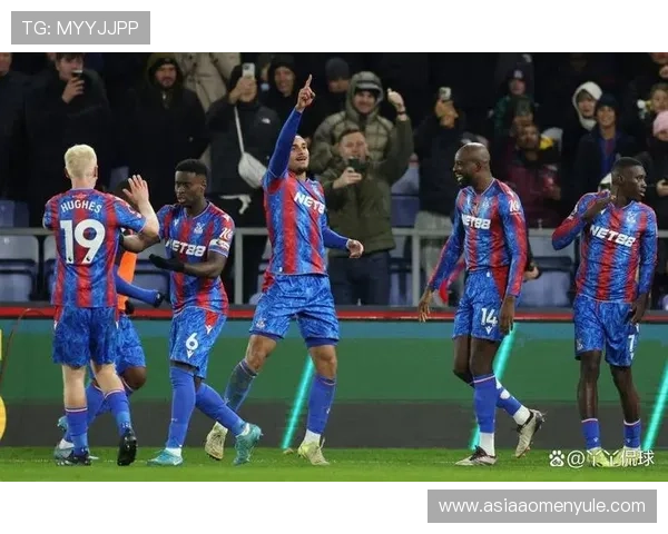 水晶宫官网历史沿革与俱乐部文化传承，深入了解球队的辉煌与未来发展方向